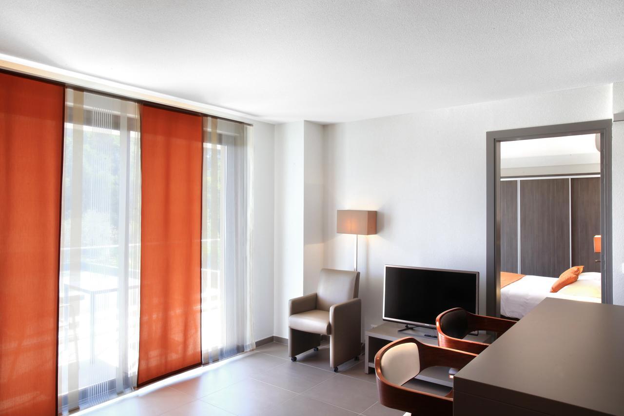 Seventeen Hotel Valbonne Buitenkant foto