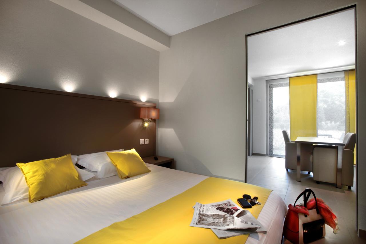 Seventeen Hotel Valbonne Buitenkant foto