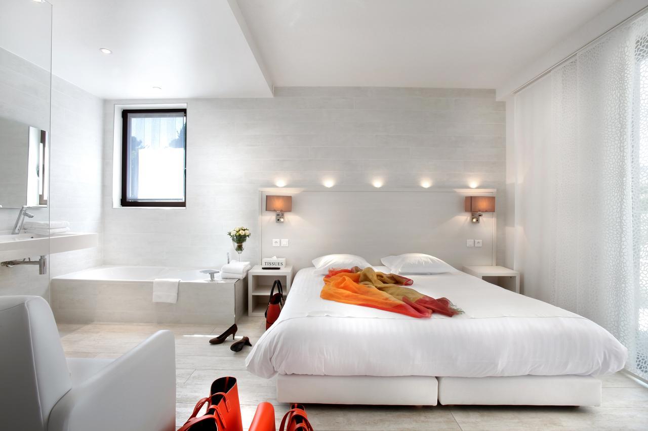 Seventeen Hotel Valbonne Buitenkant foto
