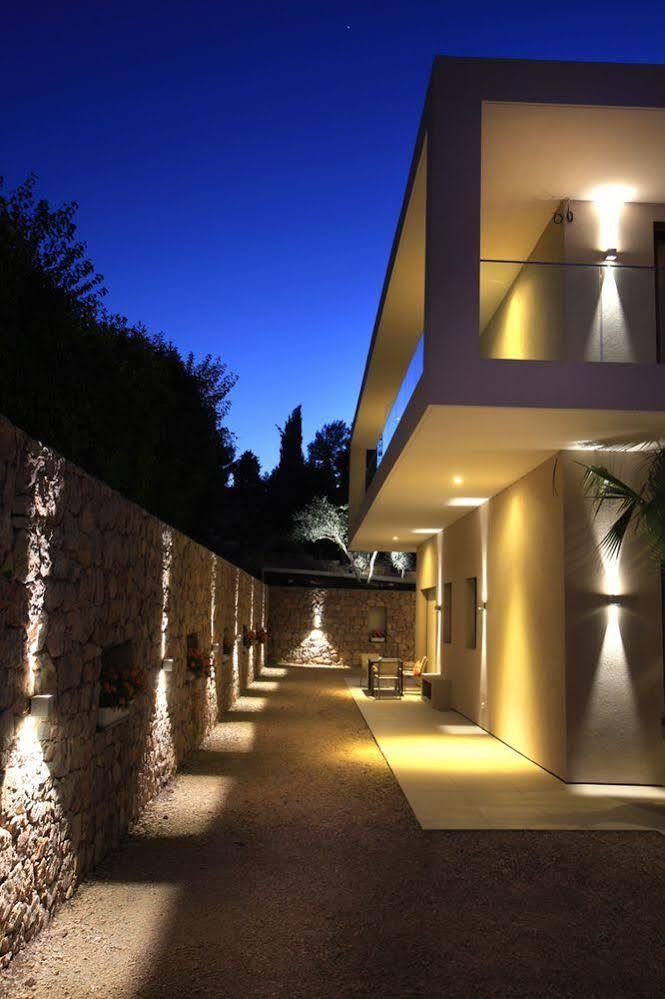 Seventeen Hotel Valbonne Buitenkant foto