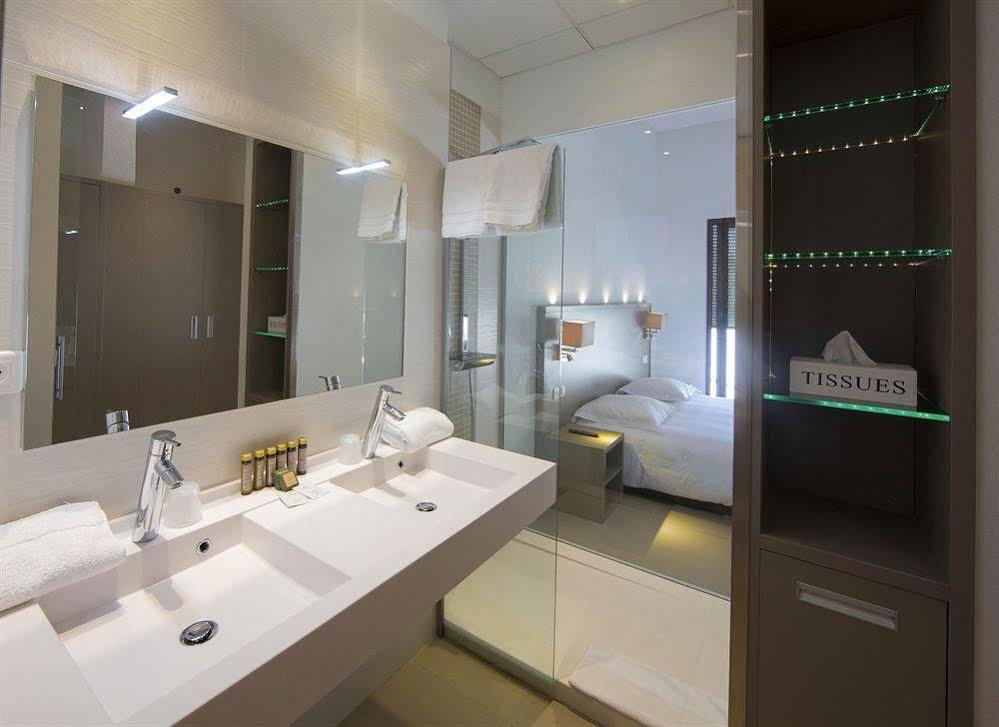 Seventeen Hotel Valbonne Buitenkant foto